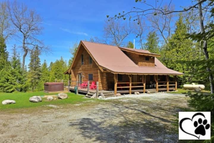 Drummond Island Vacation Homes - Fairview Cove