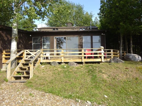 Drummond Island Vacation Homes - Pebble Beach