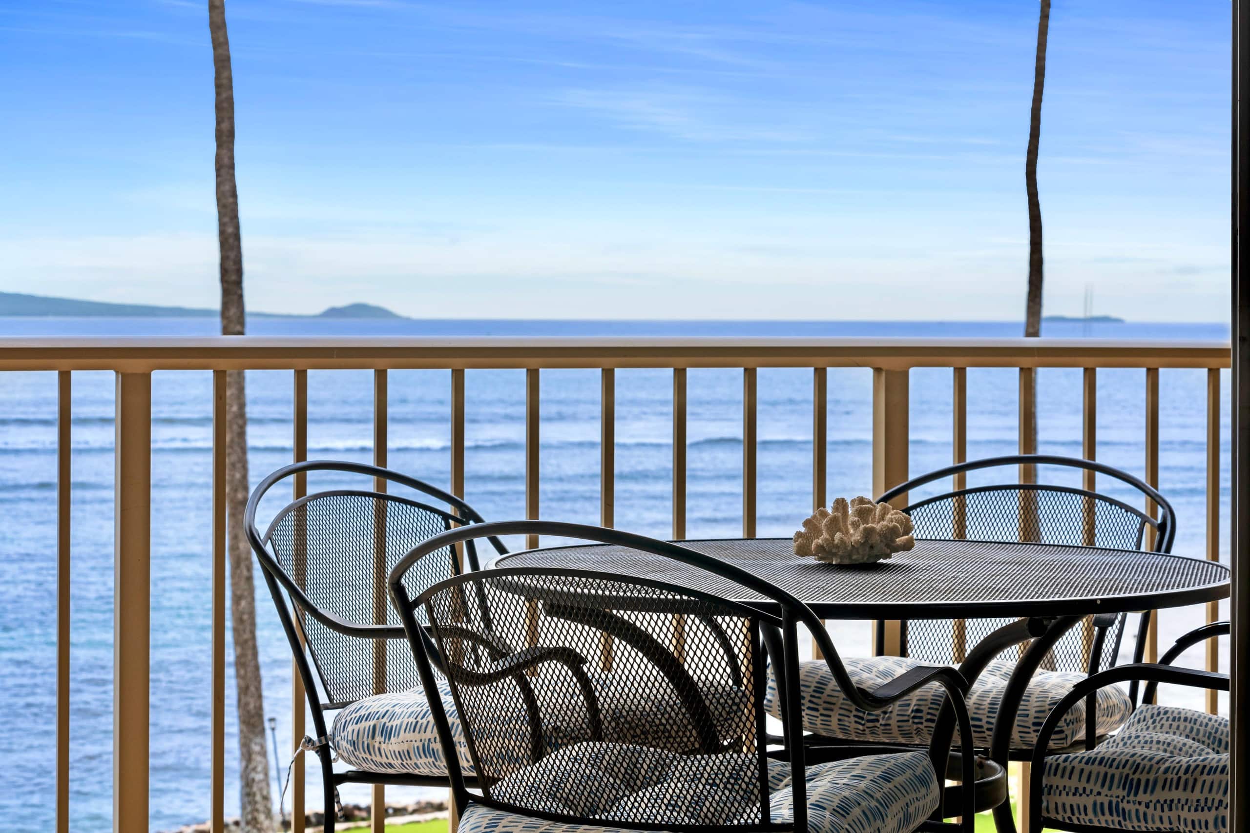 Condo in Wailuku · ★4.97 · 1 bedroom · 1 bed · 1 private bath - Image 32