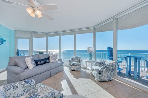 Million$ Panoramic Views From Wrap-Around Balcony!
