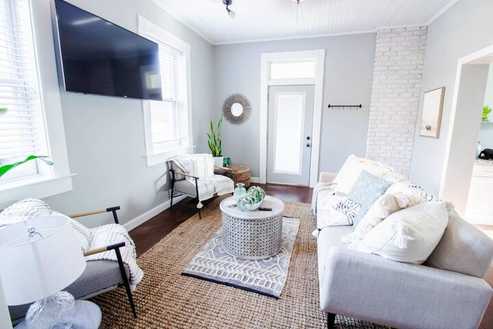 The Famous Brewery District Bear House | Perfectly gallery image 5