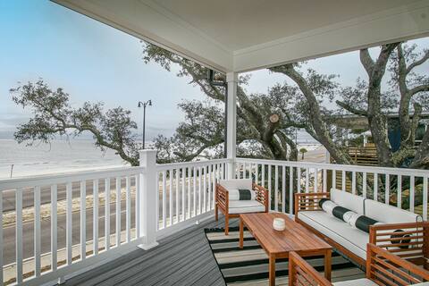 White Breeze (Now No Airbnb Fees!)
