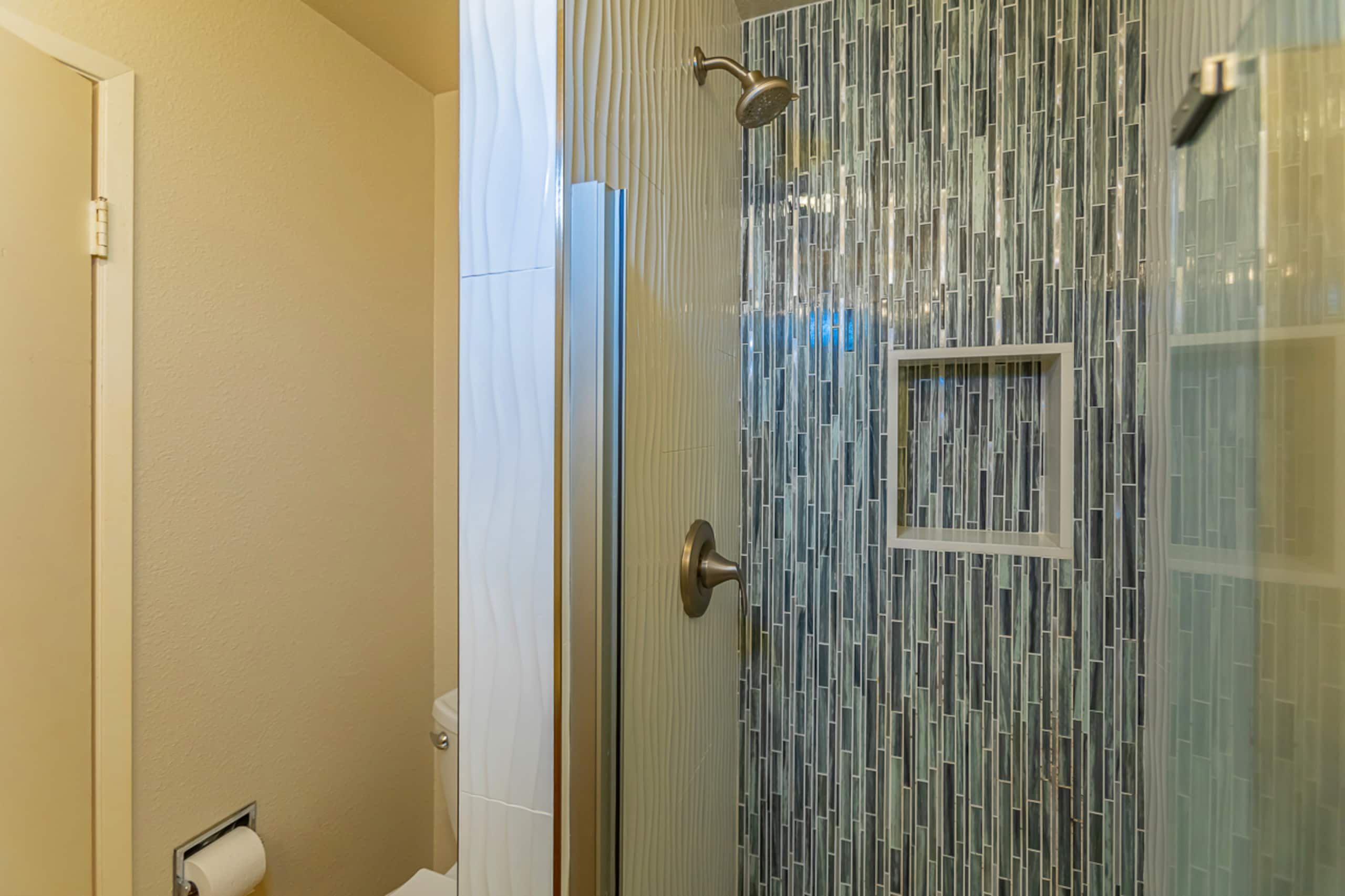 Condo in Kihei · ★4.33 · 1 bedroom · 2 beds · 2 shared baths - Image 20