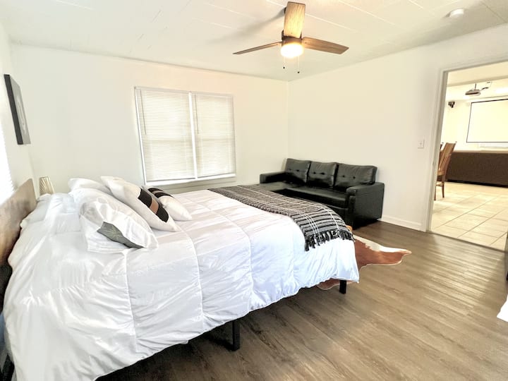 Kivutio cha sofa #2!