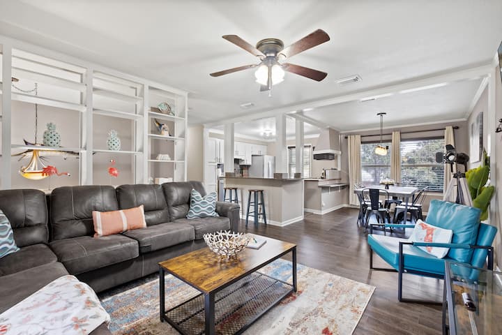 Pool* 5 Bed*arcade * Fire Pit *Pingpong * - Pensacola, FL