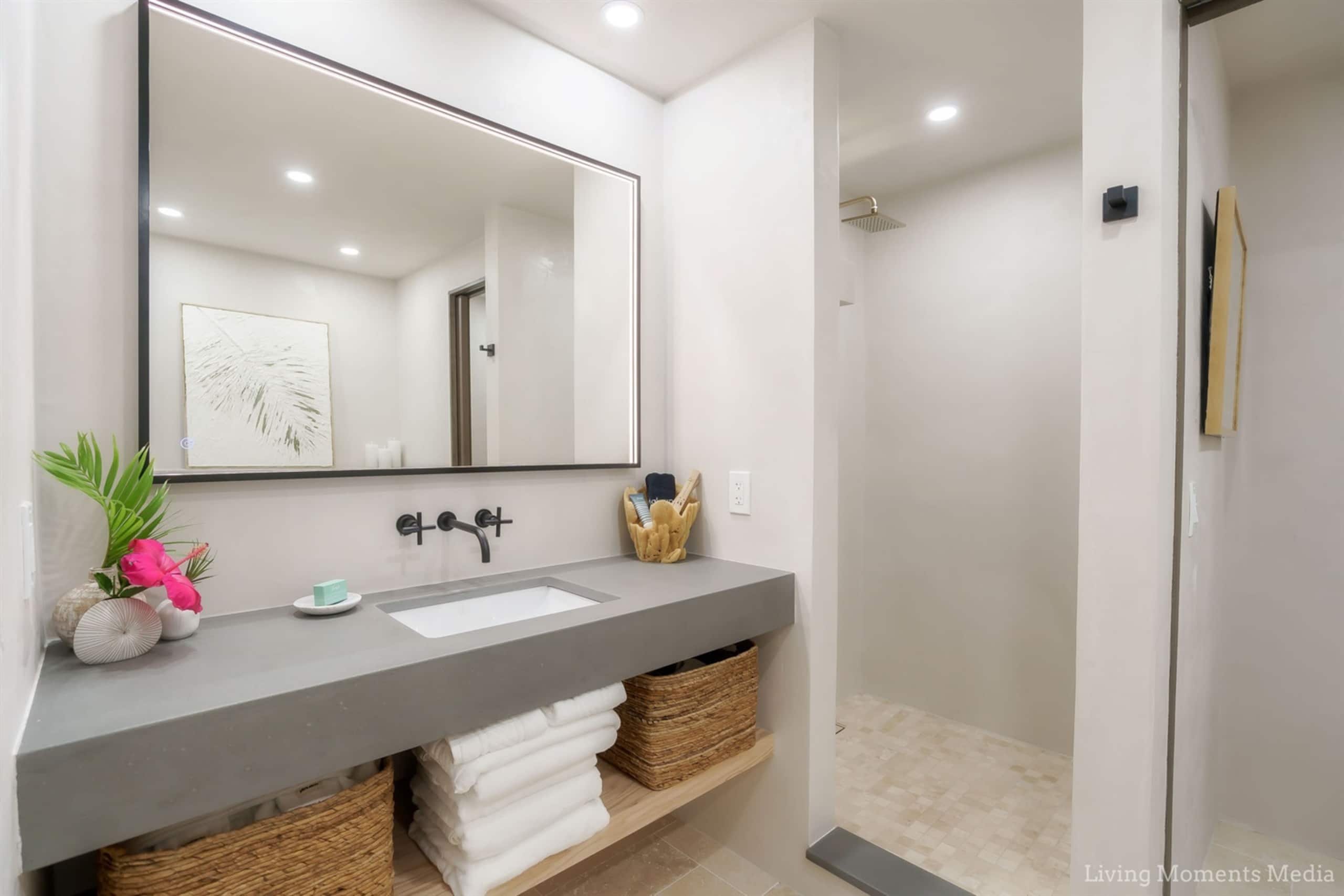 Condo in Wailea · ★4.94 · 1 bedroom · 1 bed · 1 bath - Image 11