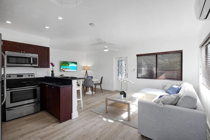 Waves On Walnut # 4-Beach Access