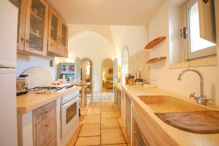 TD Trulli Fico d’India w/ Pool Immersed in Nature gallery image 4