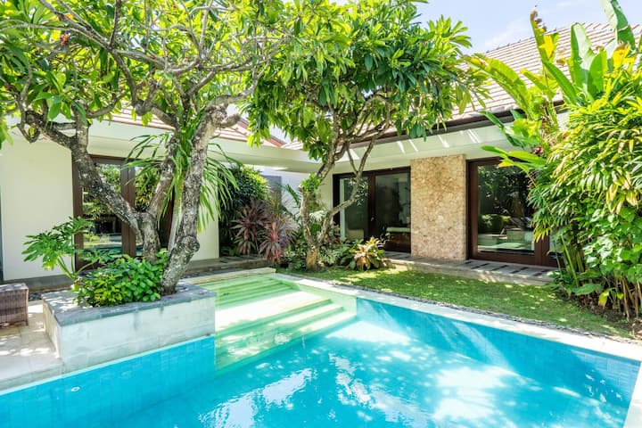 SPACIOUS BEACH VILLA KEJORA 3 I SANUR