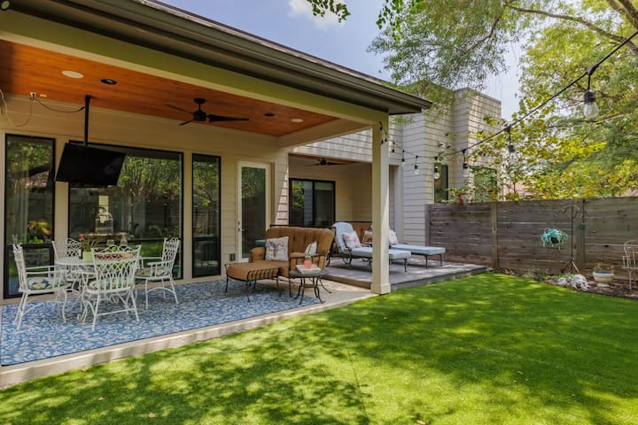 Free Parking, 3br, Piano – The Watson – Portoro gallery image 5