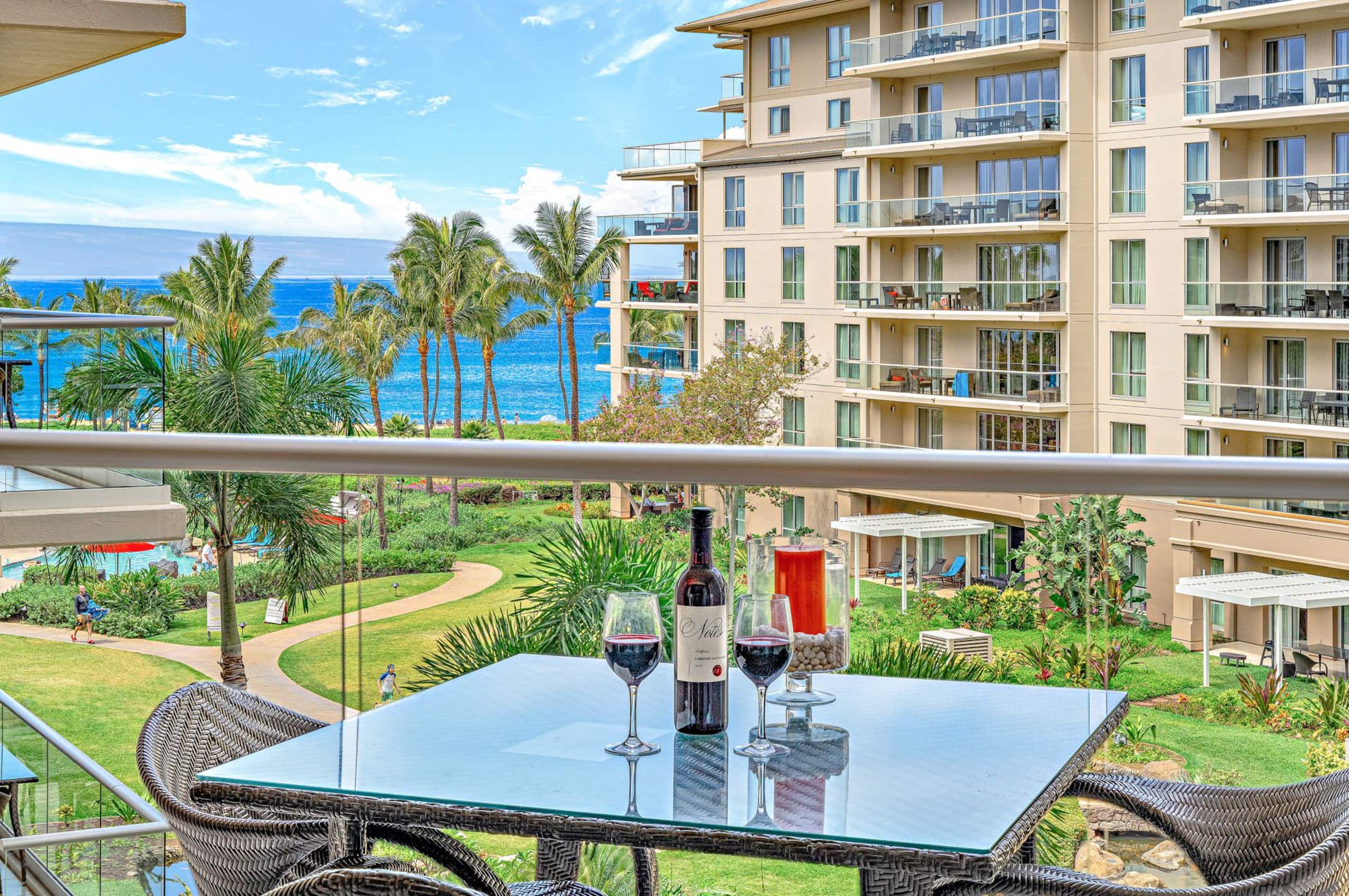Condo in Lahaina · ★5.0 · Studio · 2 beds · 1 bath - Image 2