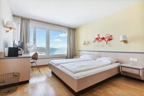 Double room with lake view