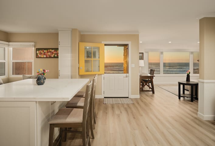 Oceanfront Home at Windansea Beach w/ AC gallery image 3