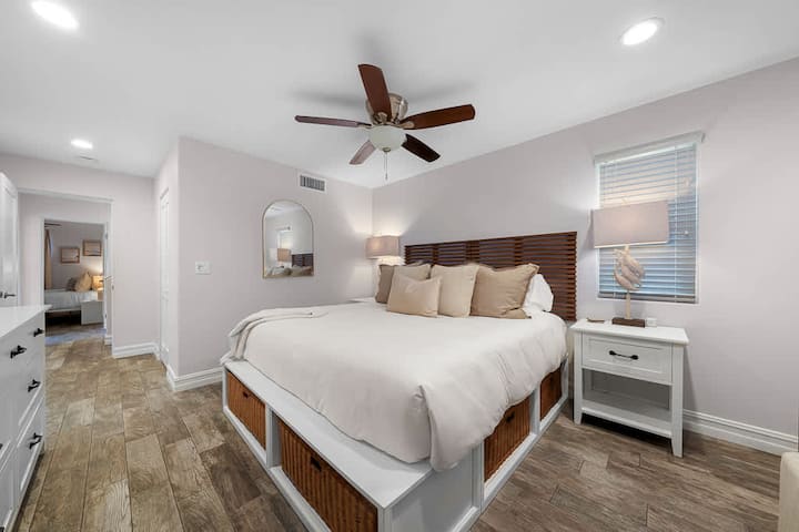 Primary king bedroom located on 2nd floor