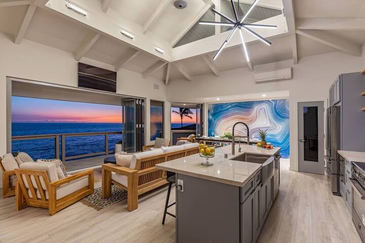 Luxury Oceanfront Villa, Pool & Beach Access gallery image 2