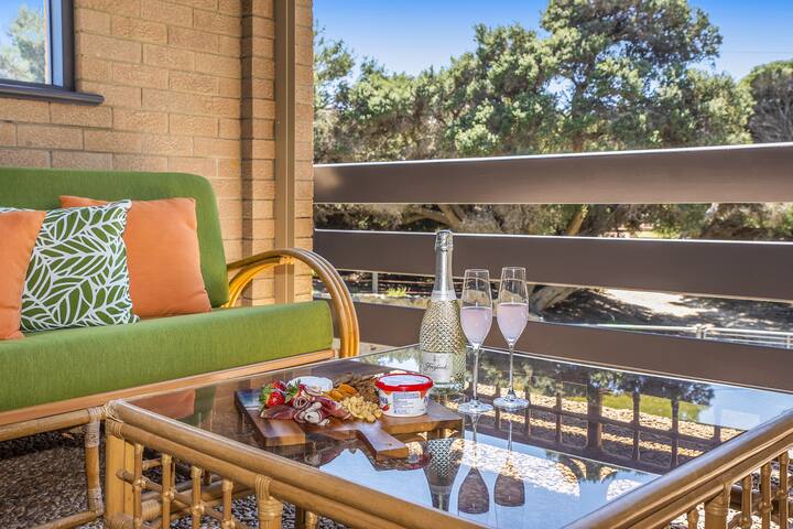 Ocean Close – Spacious Beach House gallery image 4