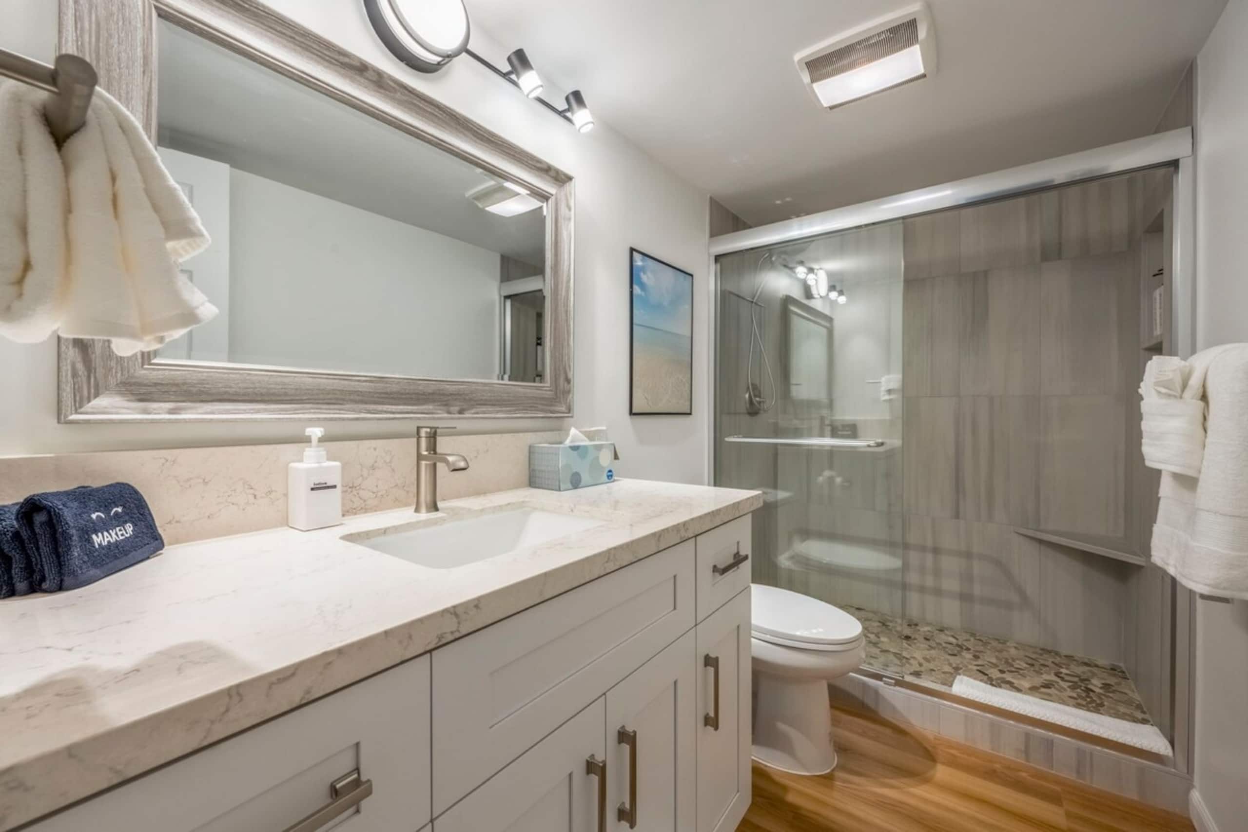 Condo in Kihei · ★4.94 · 1 bedroom · 2 beds · 1 bath - Image 17