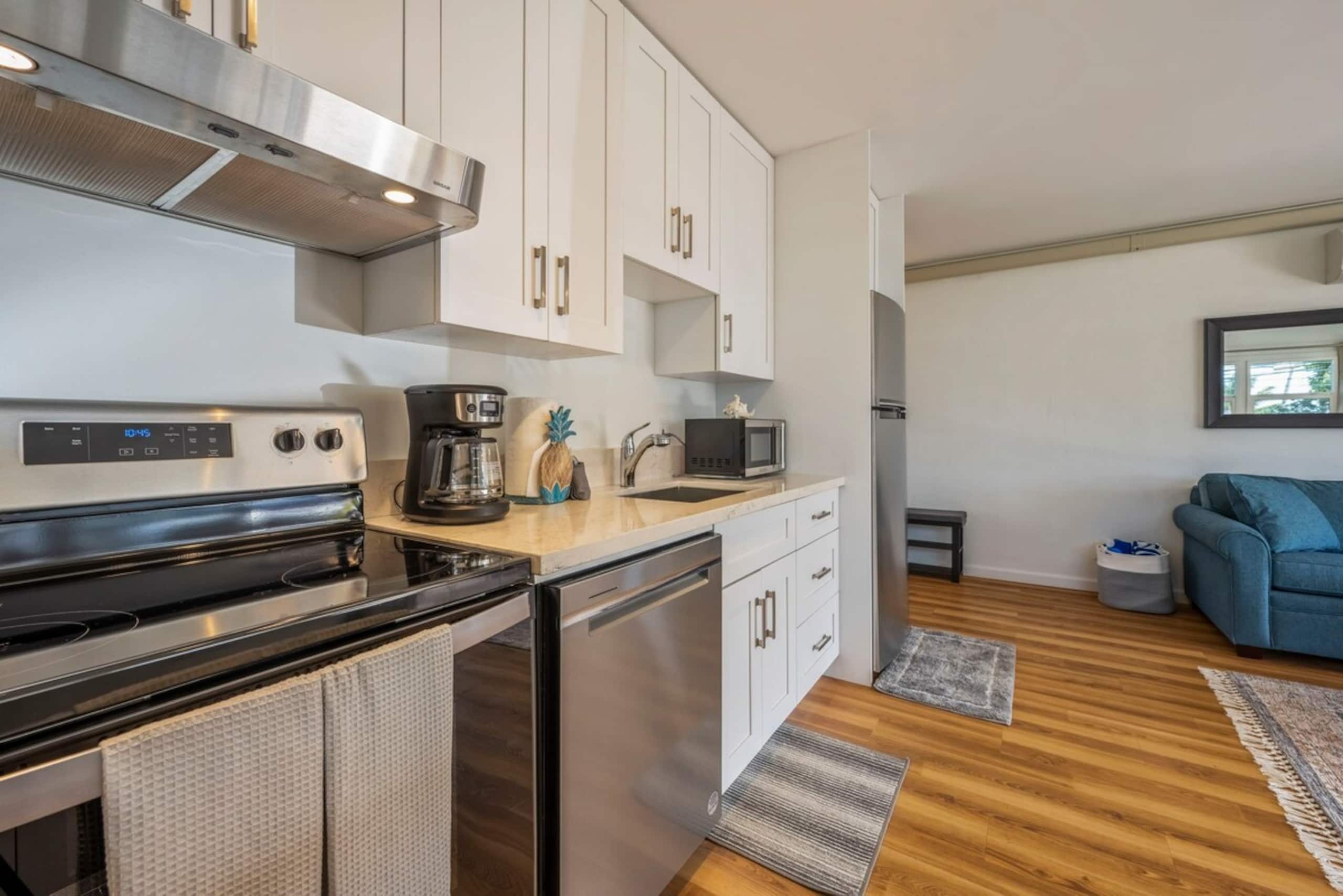 Condo in Kihei · ★4.94 · 1 bedroom · 2 beds · 1 bath - Image 9