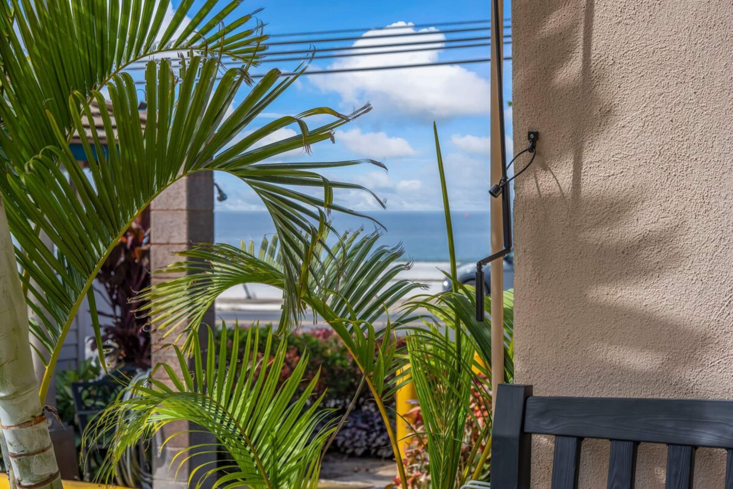 Condo in Kihei · ★4.94 · 1 bedroom · 2 beds · 1 bath - Image 39