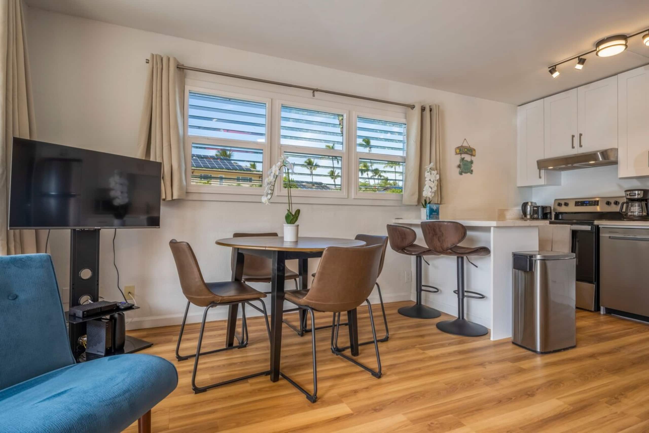 Condo in Kihei · ★4.94 · 1 bedroom · 2 beds · 1 bath - Image 29