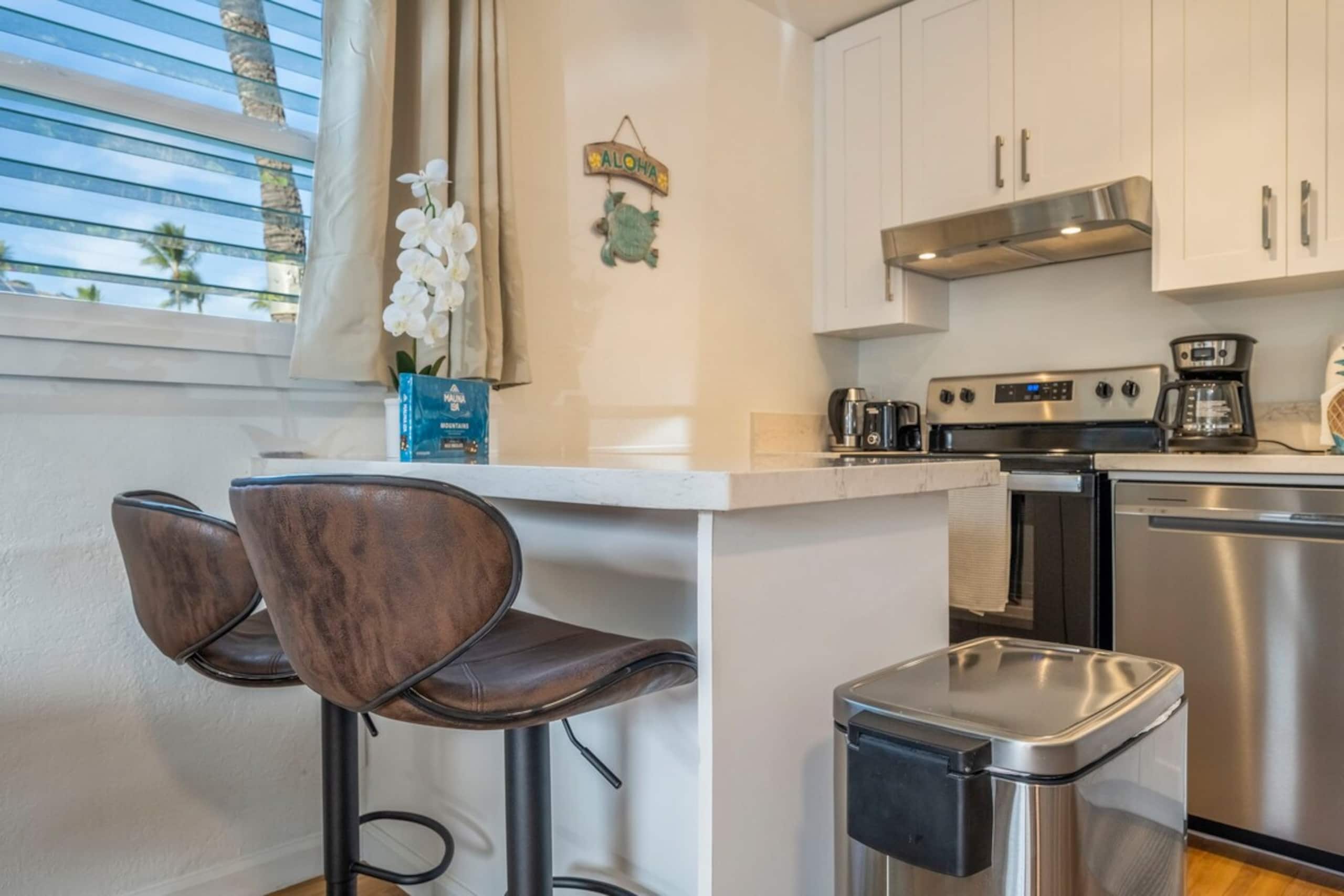Condo in Kihei · ★4.94 · 1 bedroom · 2 beds · 1 bath - Image 6