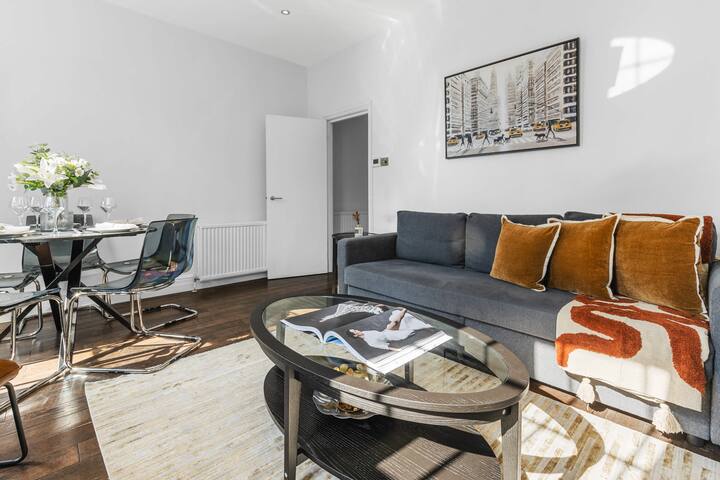 Superb duplex in prime area of London gallery image 4