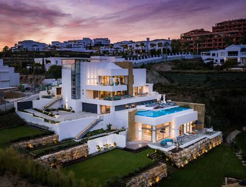Villa Phoenix