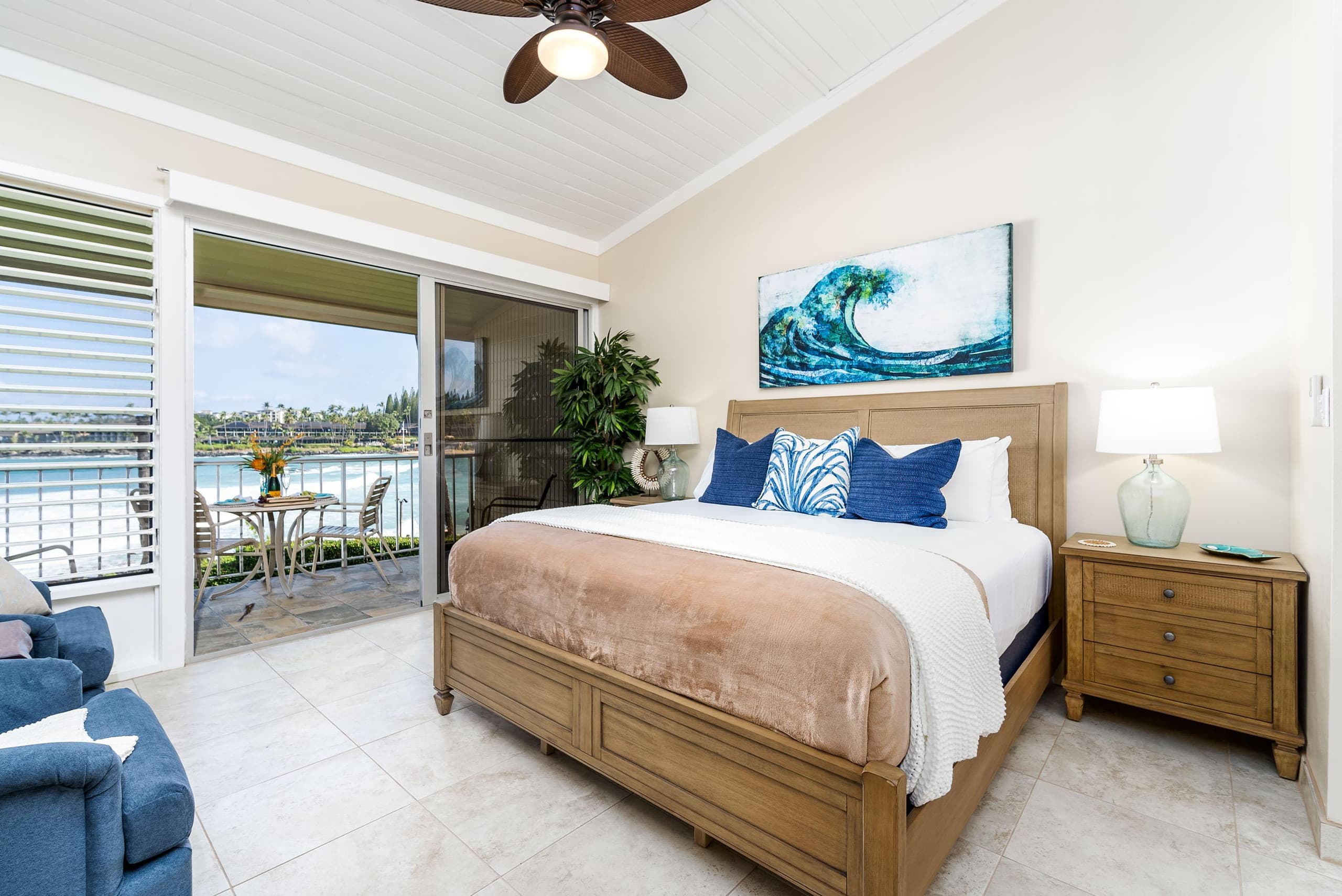 Luxury Oceanfront Studio at Napili Shores A203 Vie - Image 7