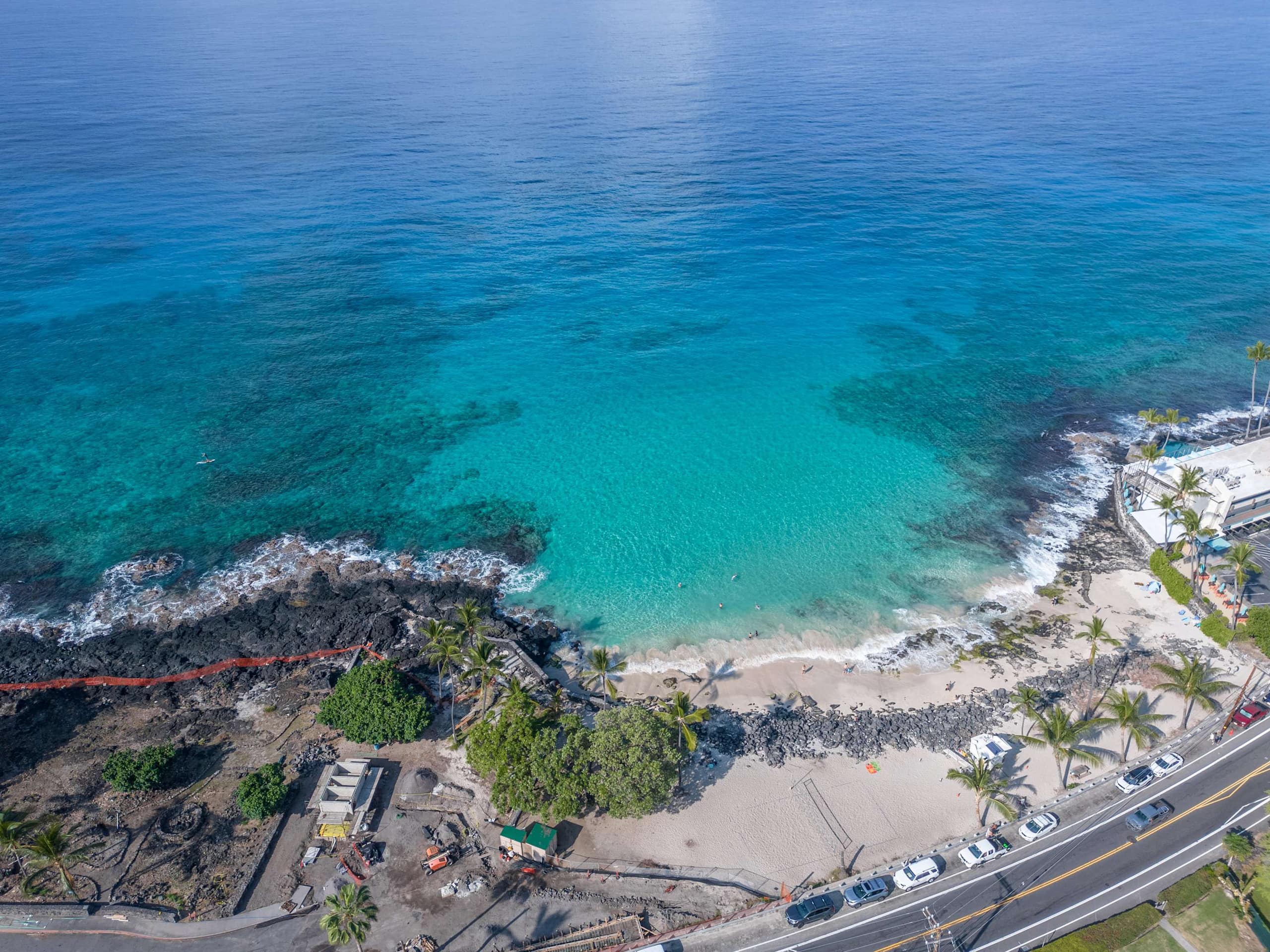 Condo in Kailua-Kona · ★4.69 · 2 bedrooms · 4 beds · 2 private baths - Image 19