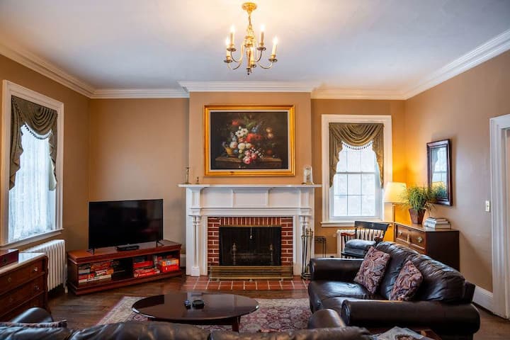 Historic Stay Near Downtown, Game Room & Fire Pit - Geneva, NY