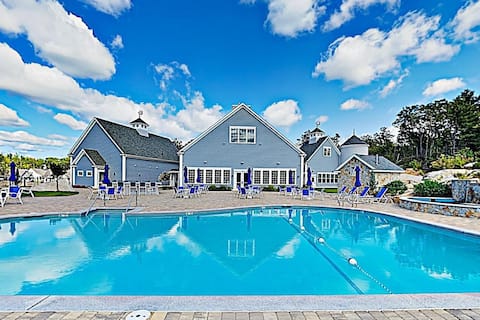 Salt Life Cottage loaded w/ Amenities Inc. Pool