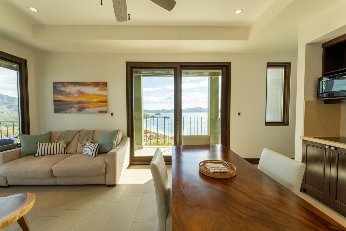 360 Splendor 104F- 3 BR Condo, Breakfast Included