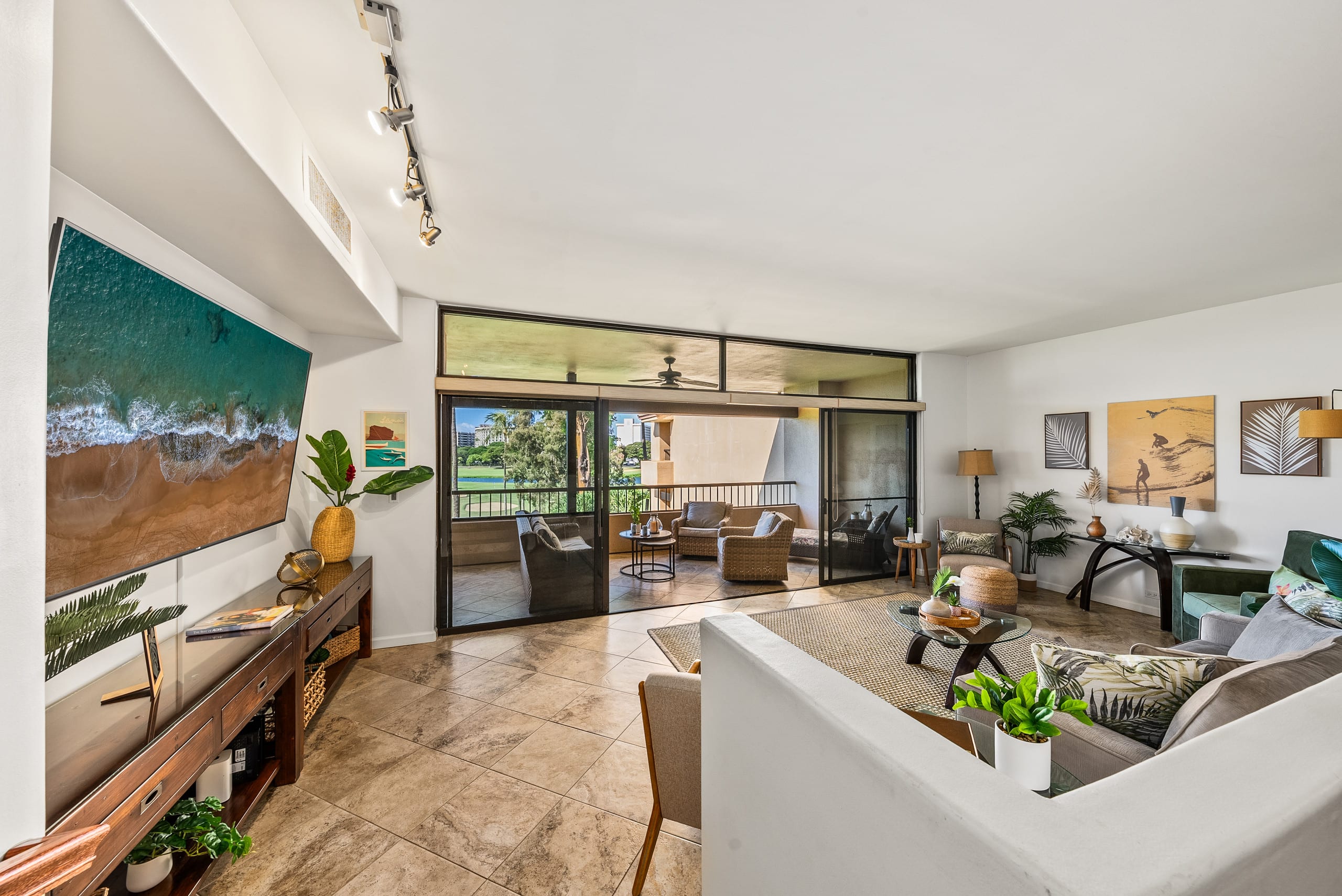 Condo in Lahaina · ★4.88 · 2 bedrooms · 3 beds · 2 baths - Image 8