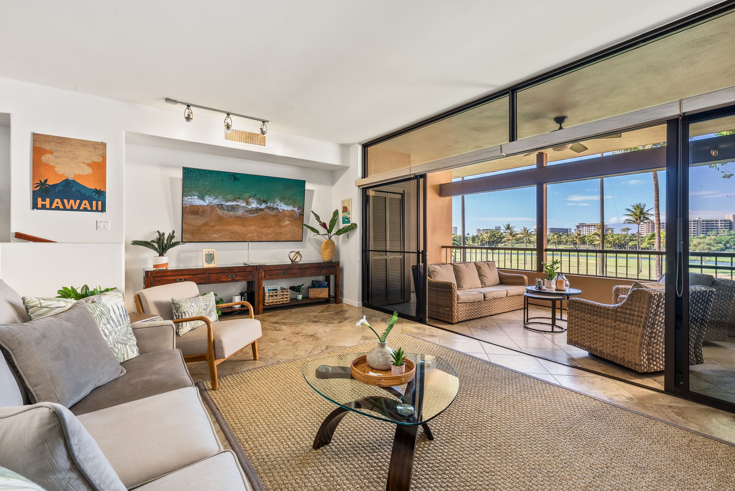 Condo in Lahaina · ★4.88 · 2 bedrooms · 3 beds · 2 baths - Image 3