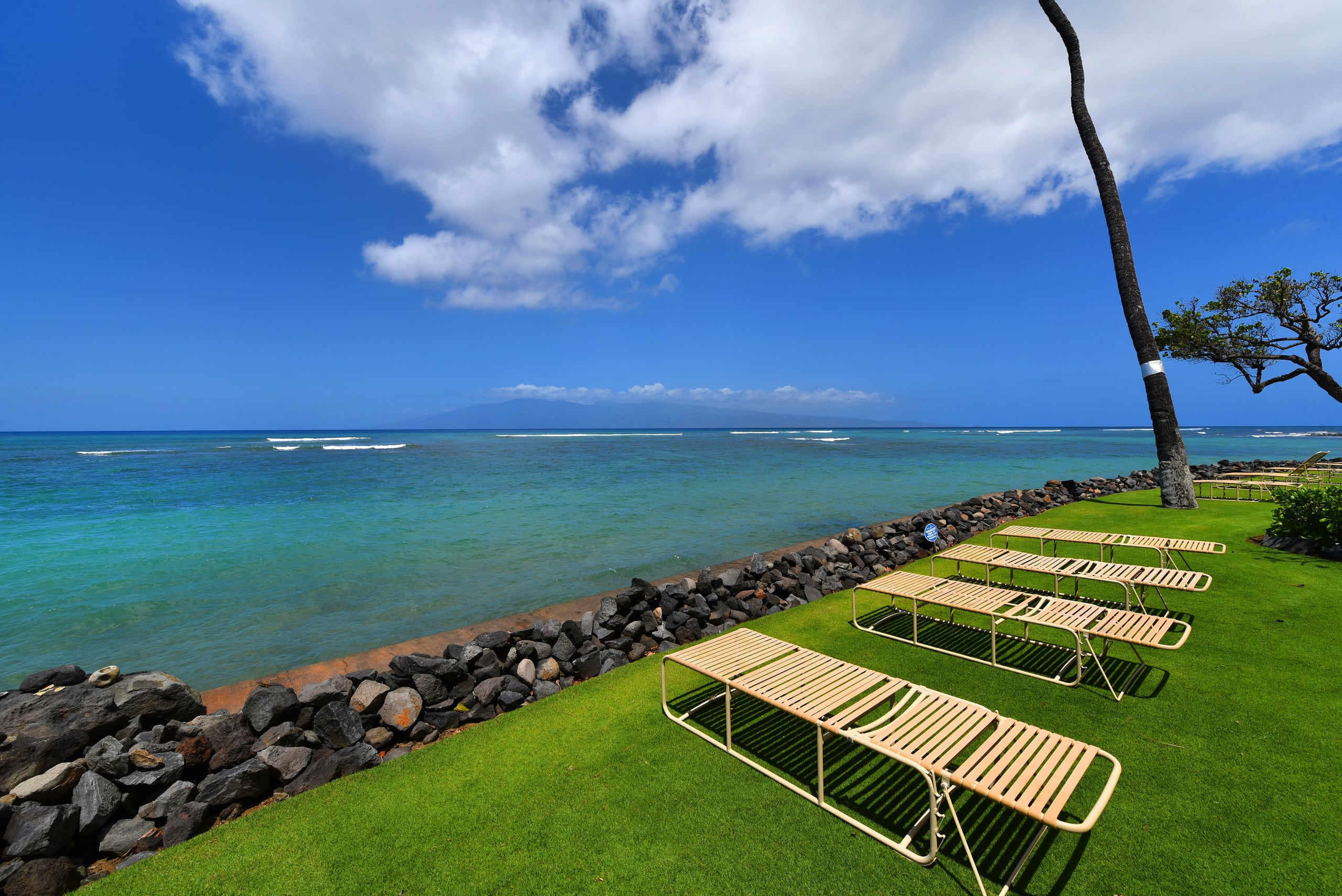 Condo in Lahaina · ★4.46 · 1 bedroom · 2 beds · 1 bath - Image 44