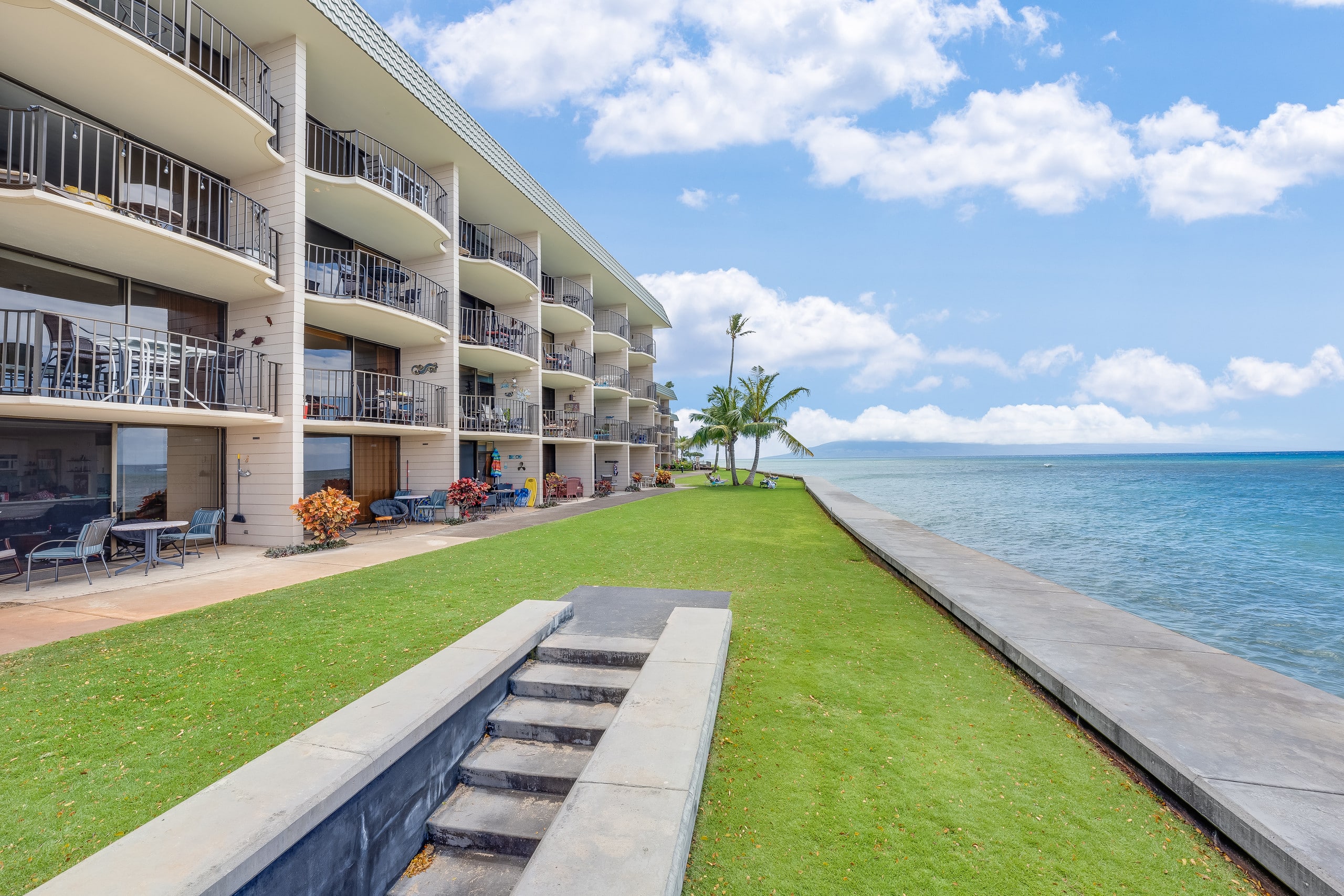 Condo in Lahaina · ★4.46 · 1 bedroom · 2 beds · 1 bath - Image 41