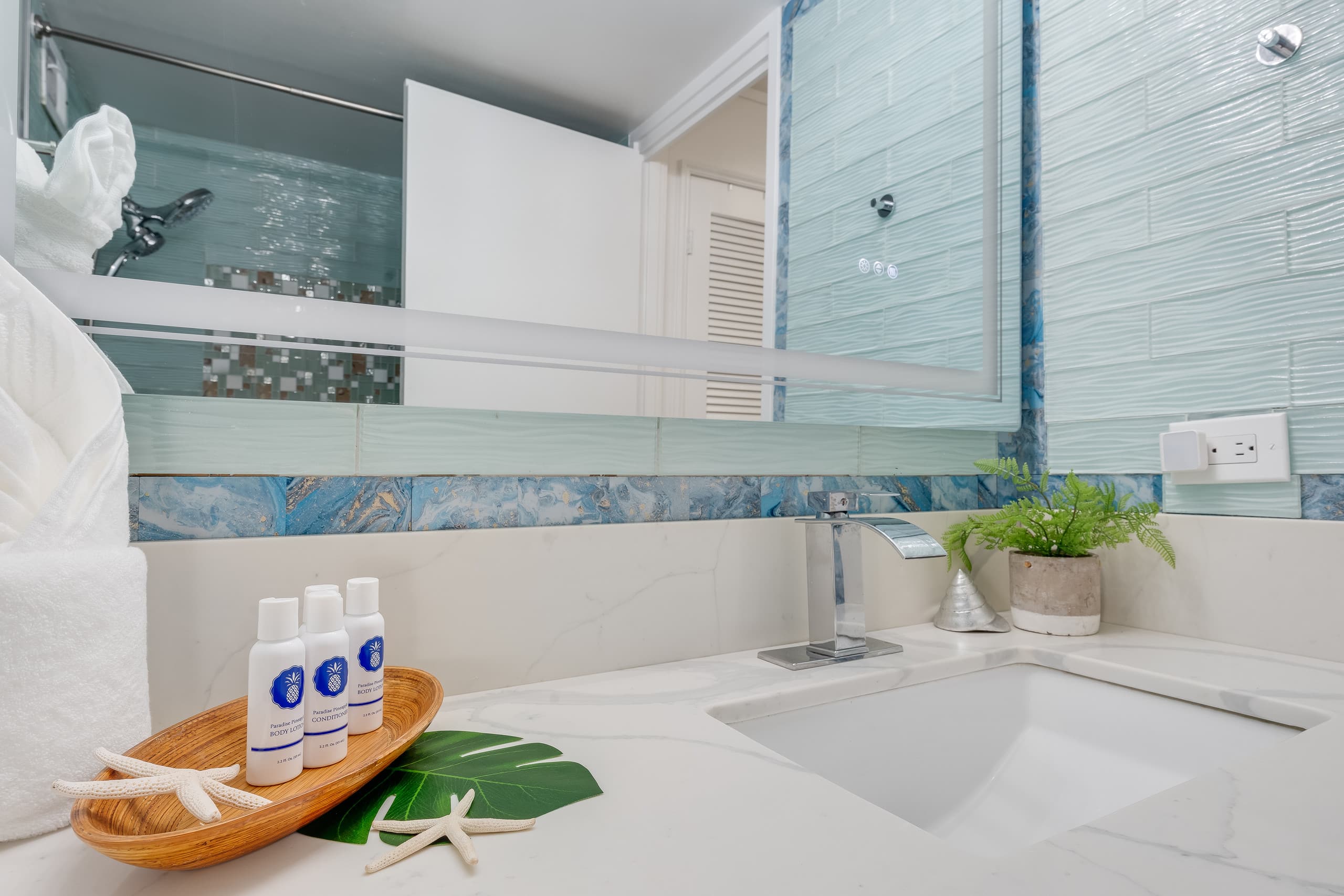 Condo in Lahaina · ★4.46 · 1 bedroom · 2 beds · 1 bath - Image 21