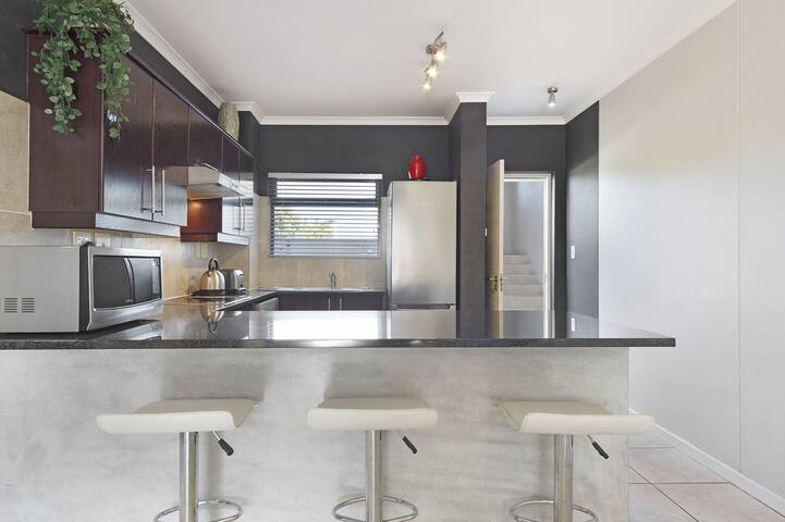 Waterstone East C103 gallery image 2