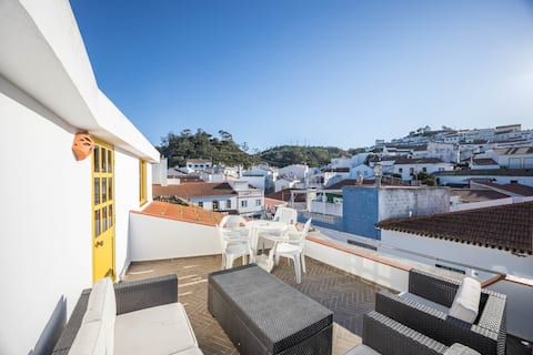 Successful Airbnb property: Yellow Apartment in Odeceixe