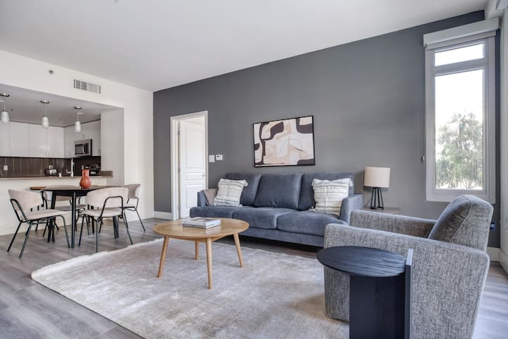 Blueground | Mountain View, gym, roof & w/d gallery image 3