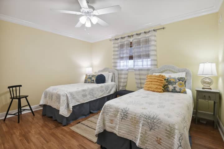 Dormitorio 3- Habitación doble con cama individual.