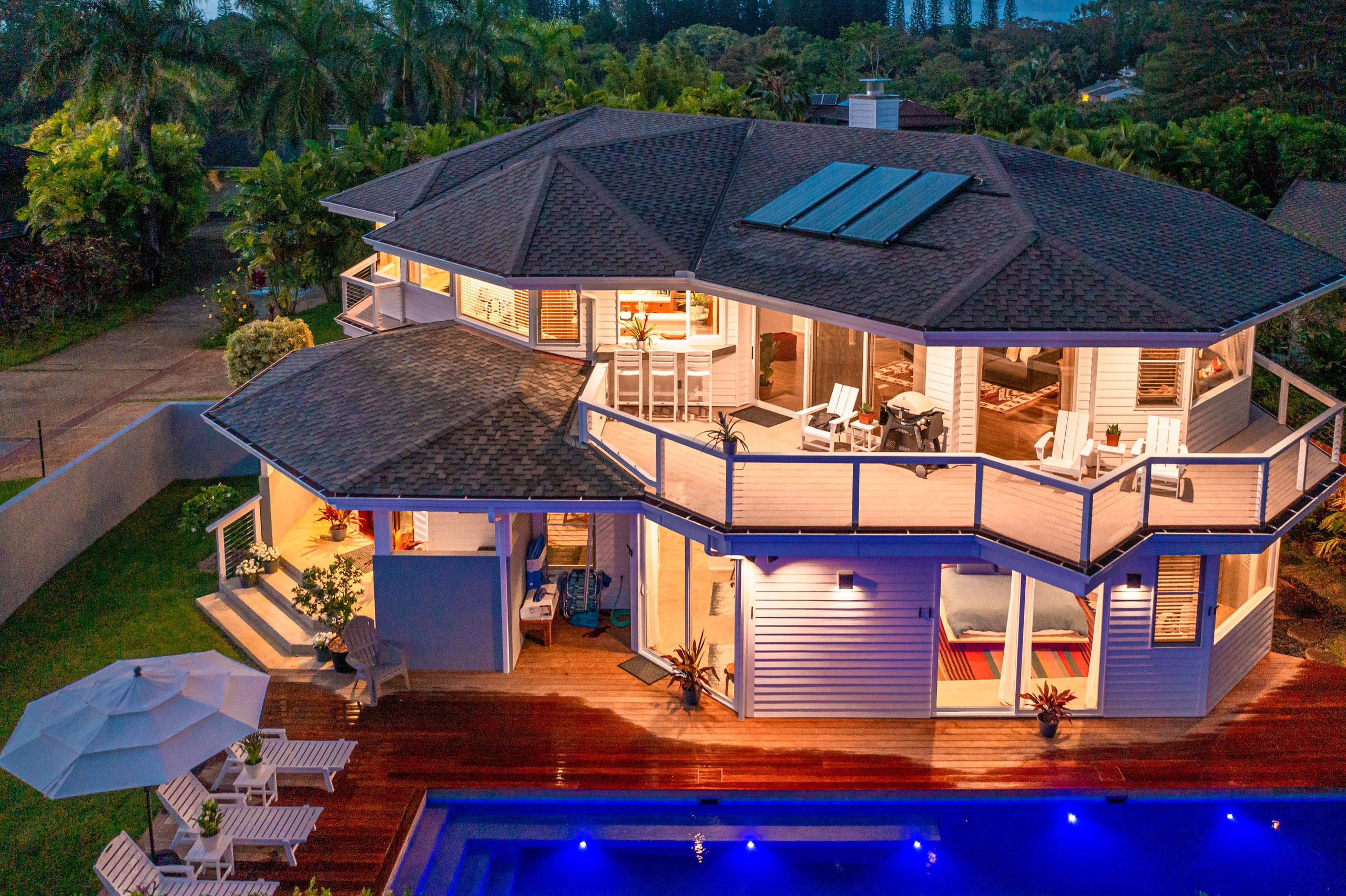 Home in Princeville · ★5.0 · 4 bedrooms · 7 beds · 3.5 baths - Image 49