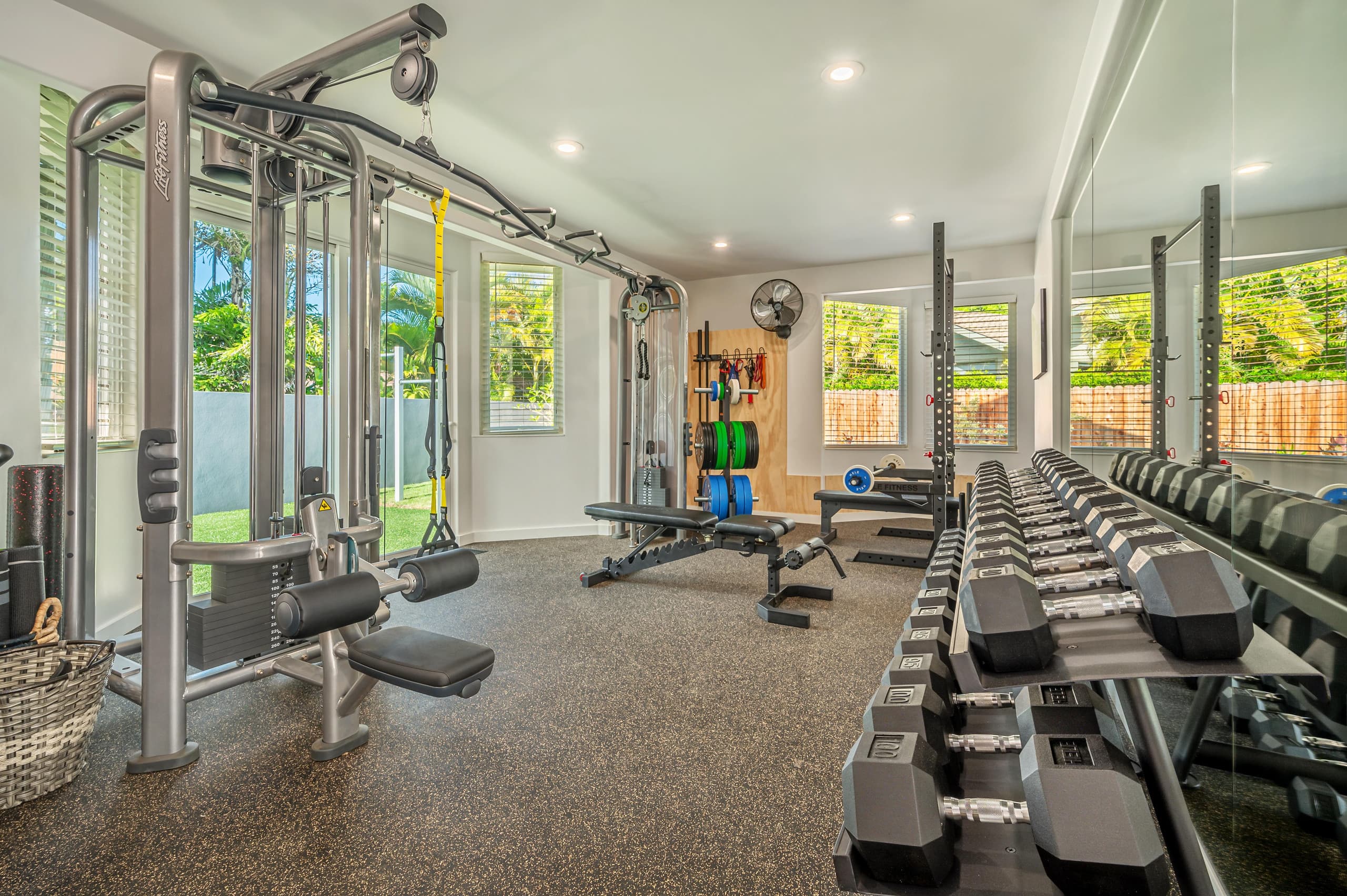 Home in Princeville · ★5.0 · 4 bedrooms · 7 beds · 3.5 baths - Image 25