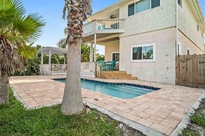 Dune Nuttin Private Pool Home Just Steps From The Beach - St. Augustine Beach, FL