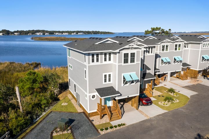 Sunset On The Sound: Water Views | Pool Access