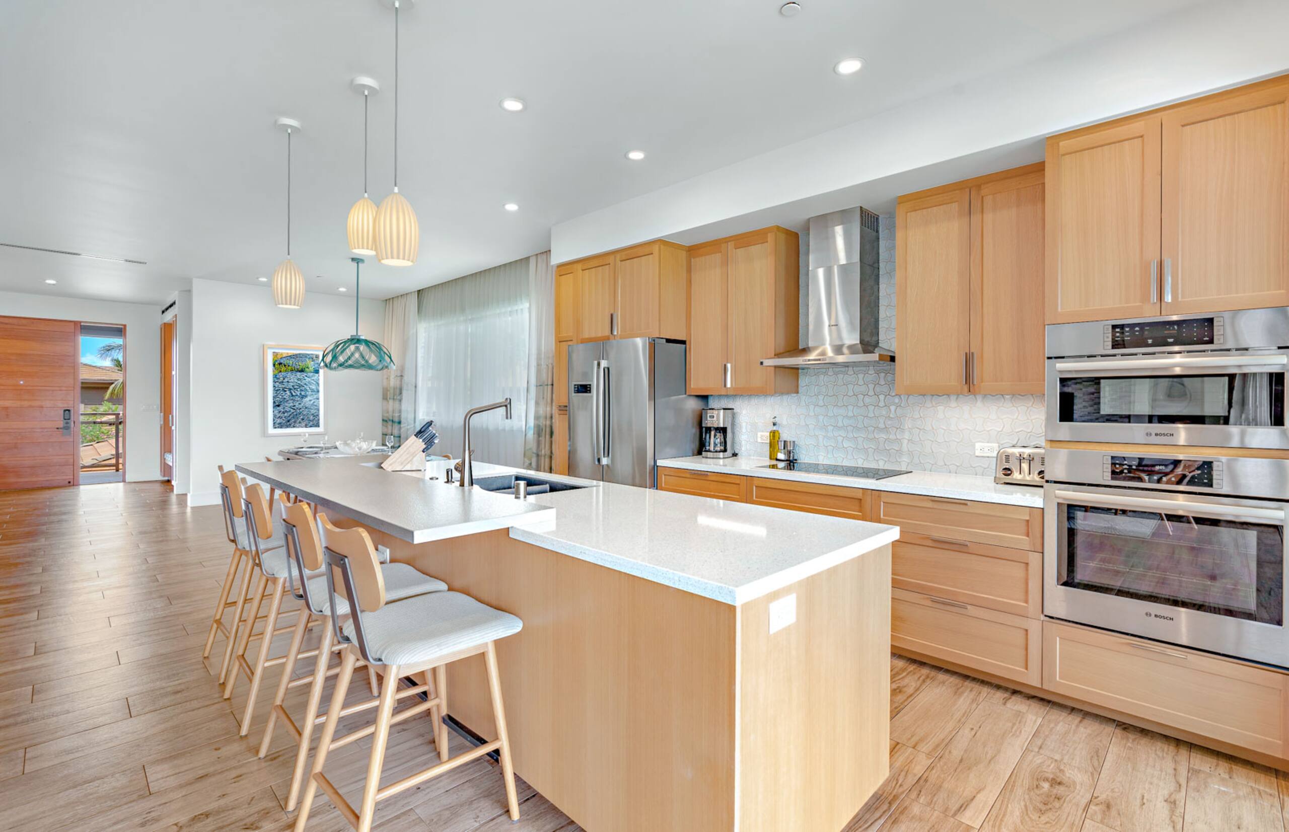Condo in Lahaina · ★4.89 · 3 bedrooms · 4 beds · 3 baths - Image 8