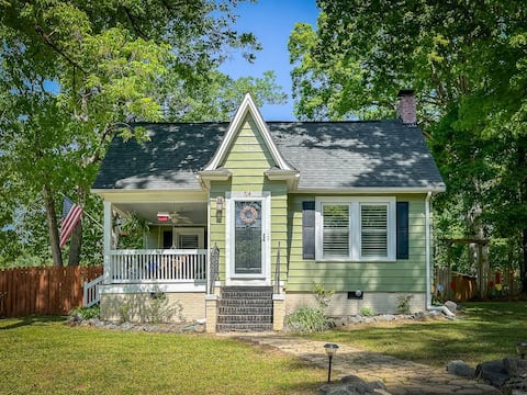Quaint Home | 2 Kings | Outdoor Spaces | Sleeps 6