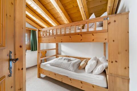 Private room close to St. Moritz