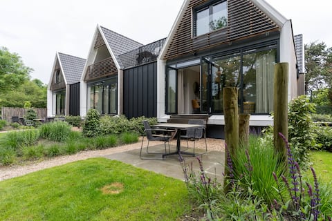 Top Airbnb: Apartment near the beach in Oostkapelle | Duno Lod in Duno