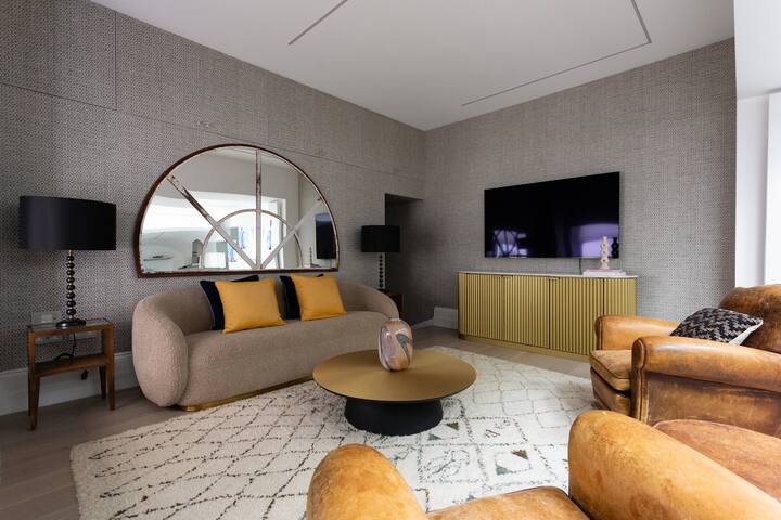 Winchester Street III by onefinestay gallery image 2